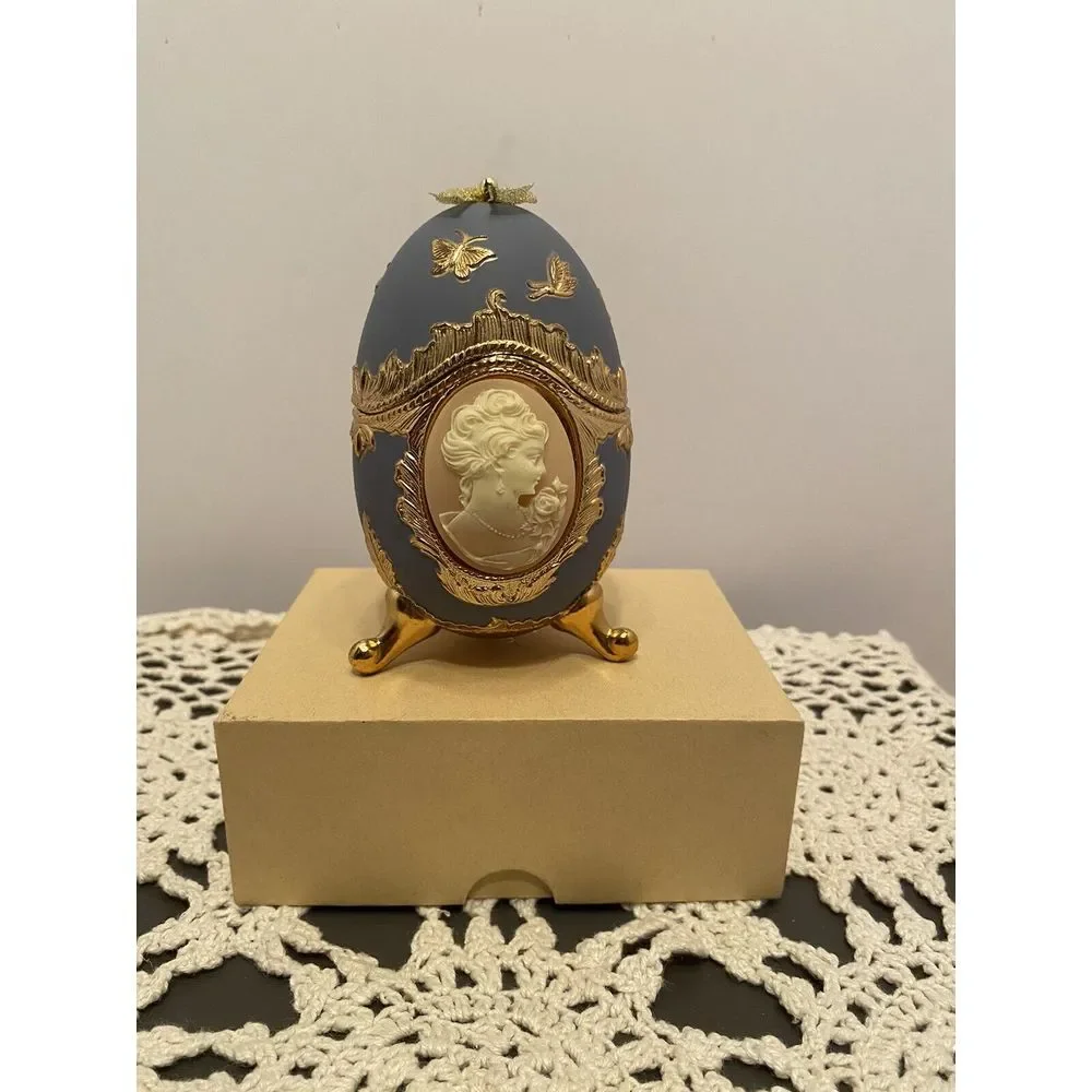 Vintage Carved Cameo Faberge Hinged Trinket Box Music Box Ring Holder Blue/Peach